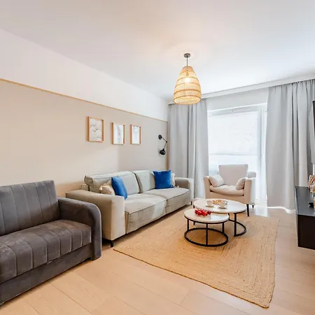 Familijny C009 - Basen Fitnes Bawialnia Parking W Cenie -polanki Aqua- Kołobrzeg